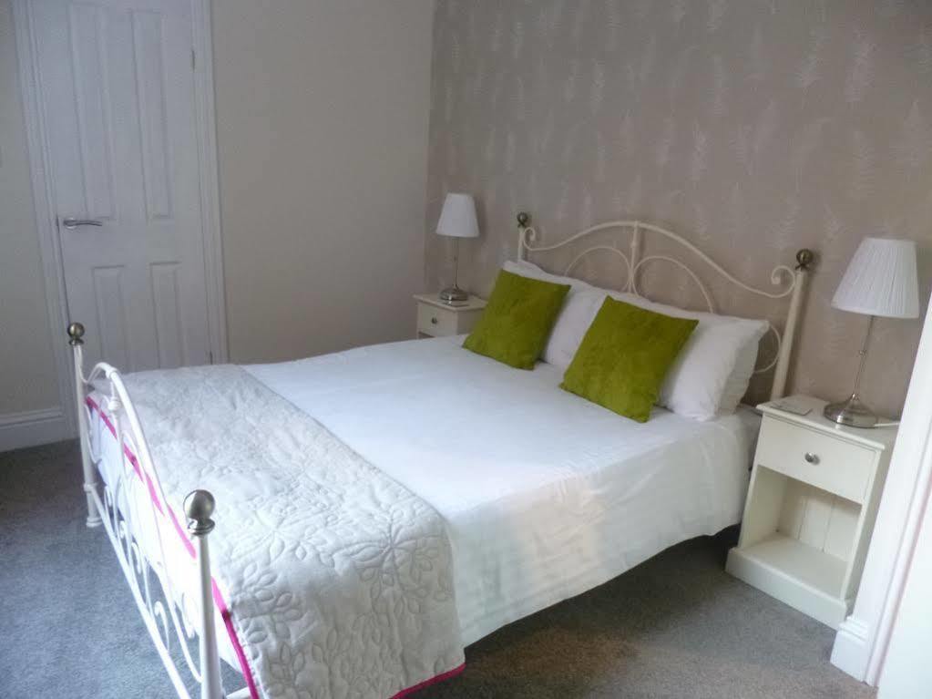Beamsley Lodge B&B Истбурн Экстерьер фото